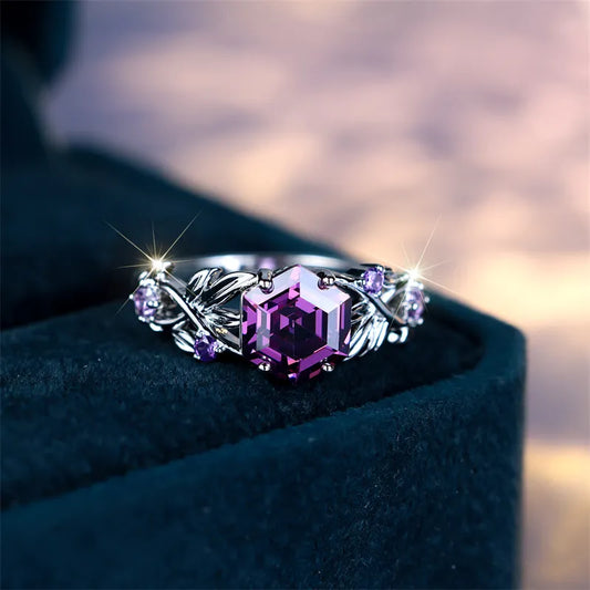 High Gorgeous Purple Inlaid Hexagon Zircon Twist Ring Fashion Silver Color Dainty Vintage Wedding Rings For Women Jewelry Gift