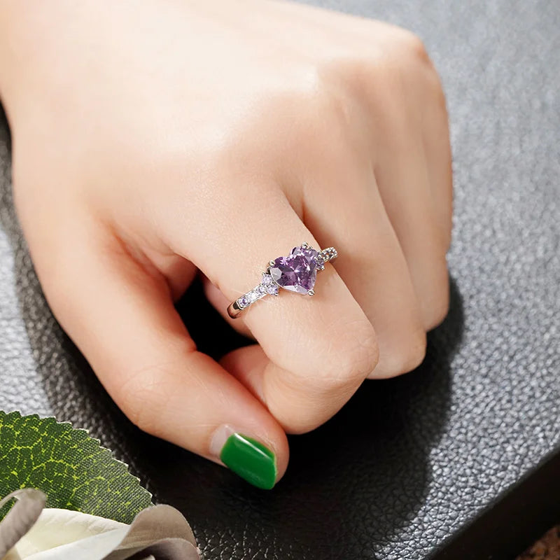 Huitan Purple Heart Cubic Zirconia Rings for Women Unique Wedding Engagement Accessories Fancy Lady Gift Romantic Trendy Jewelry